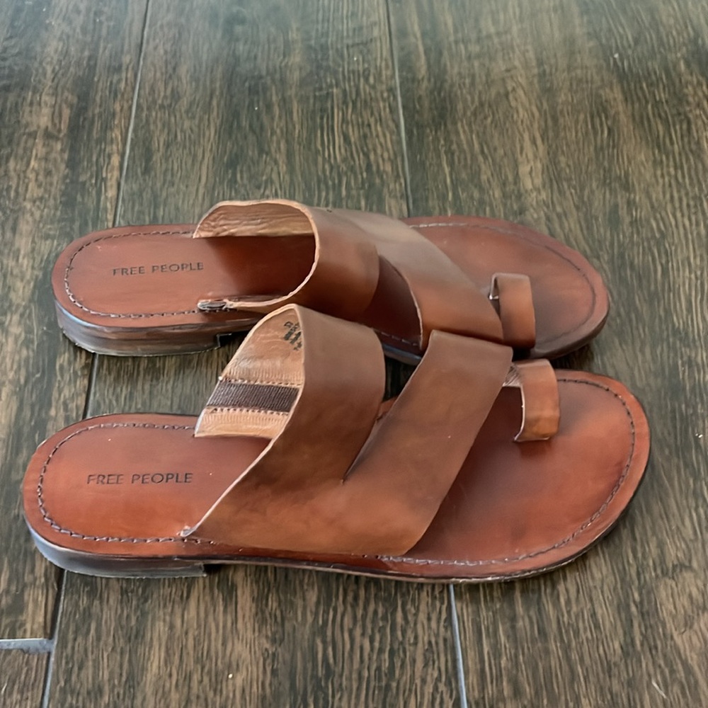 Worn once! Free People Abilene Leather Sandal - Picture 5 of 7